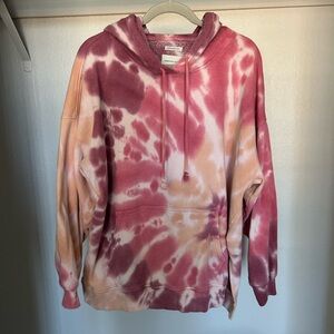 American Eagle Outfitters Pink and Orange Tie-Dye Sweater